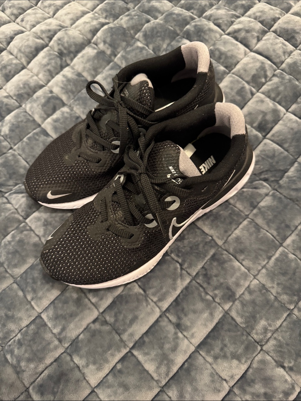 Nike Womens Renew Air Black and White Sneakers